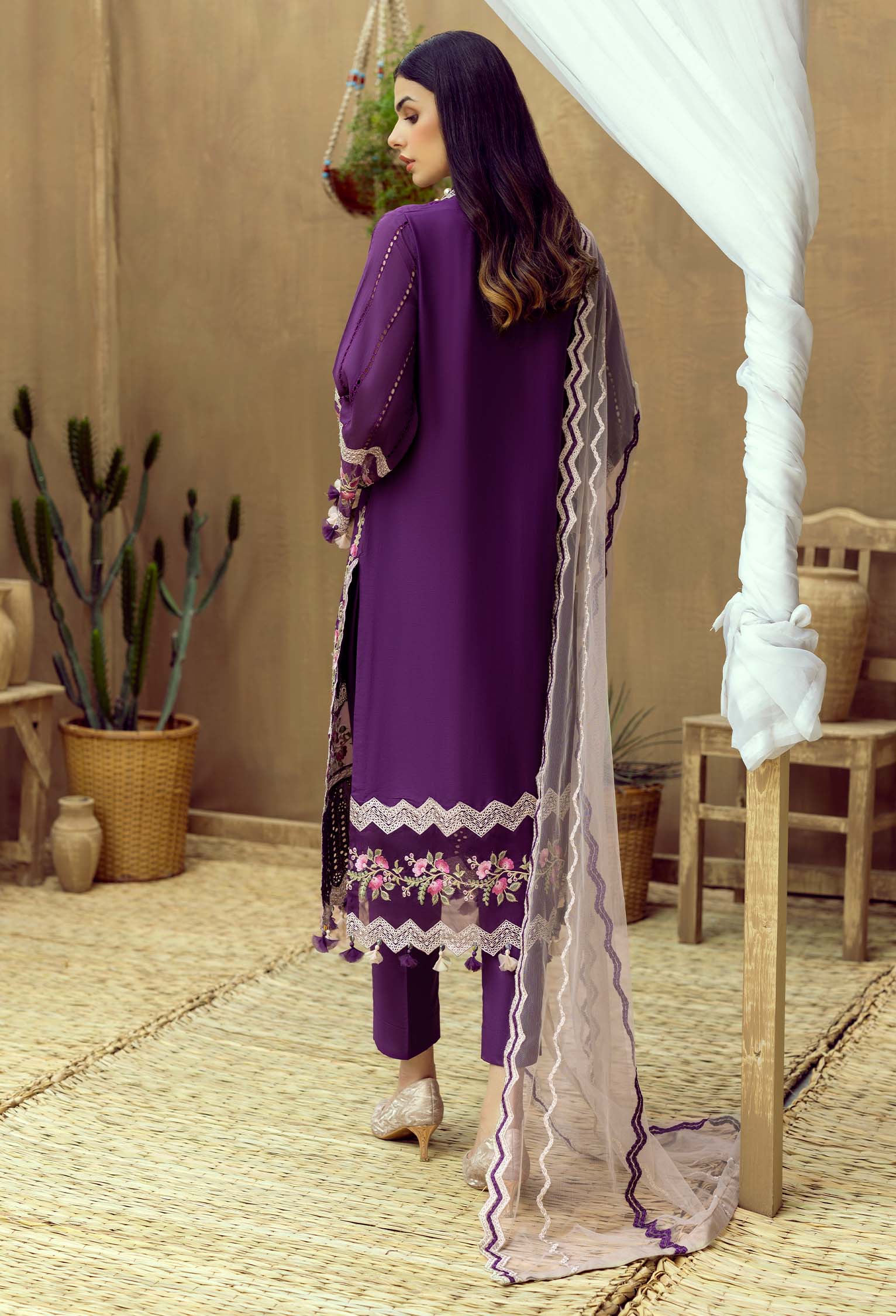 3 Piece - Dhanak Embroidered Suit with Organza Cut Work Embroidered Dupatta (Unstitched)