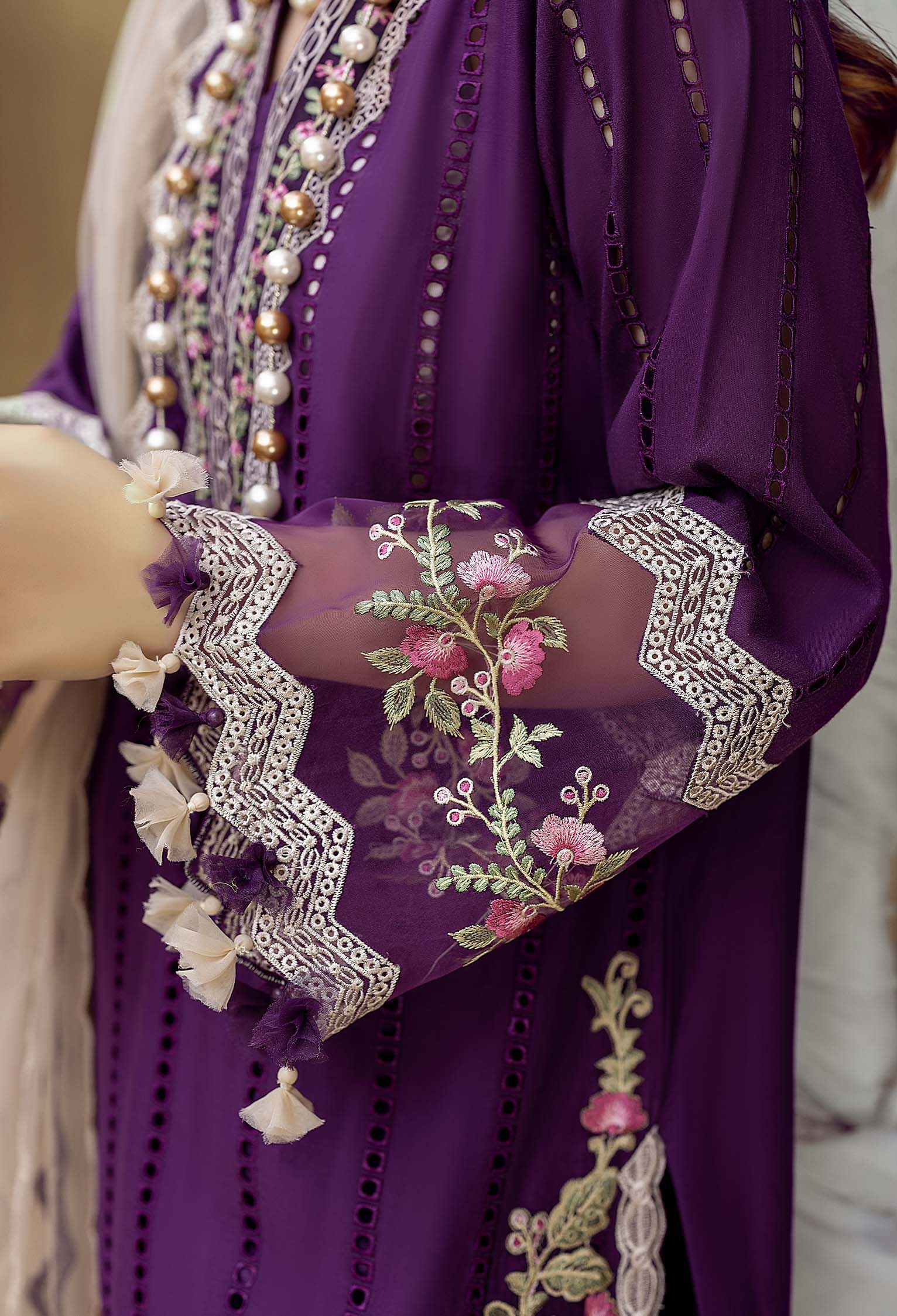 3 Piece - Dhanak Embroidered Suit with Organza Cut Work Embroidered Dupatta (Unstitched)