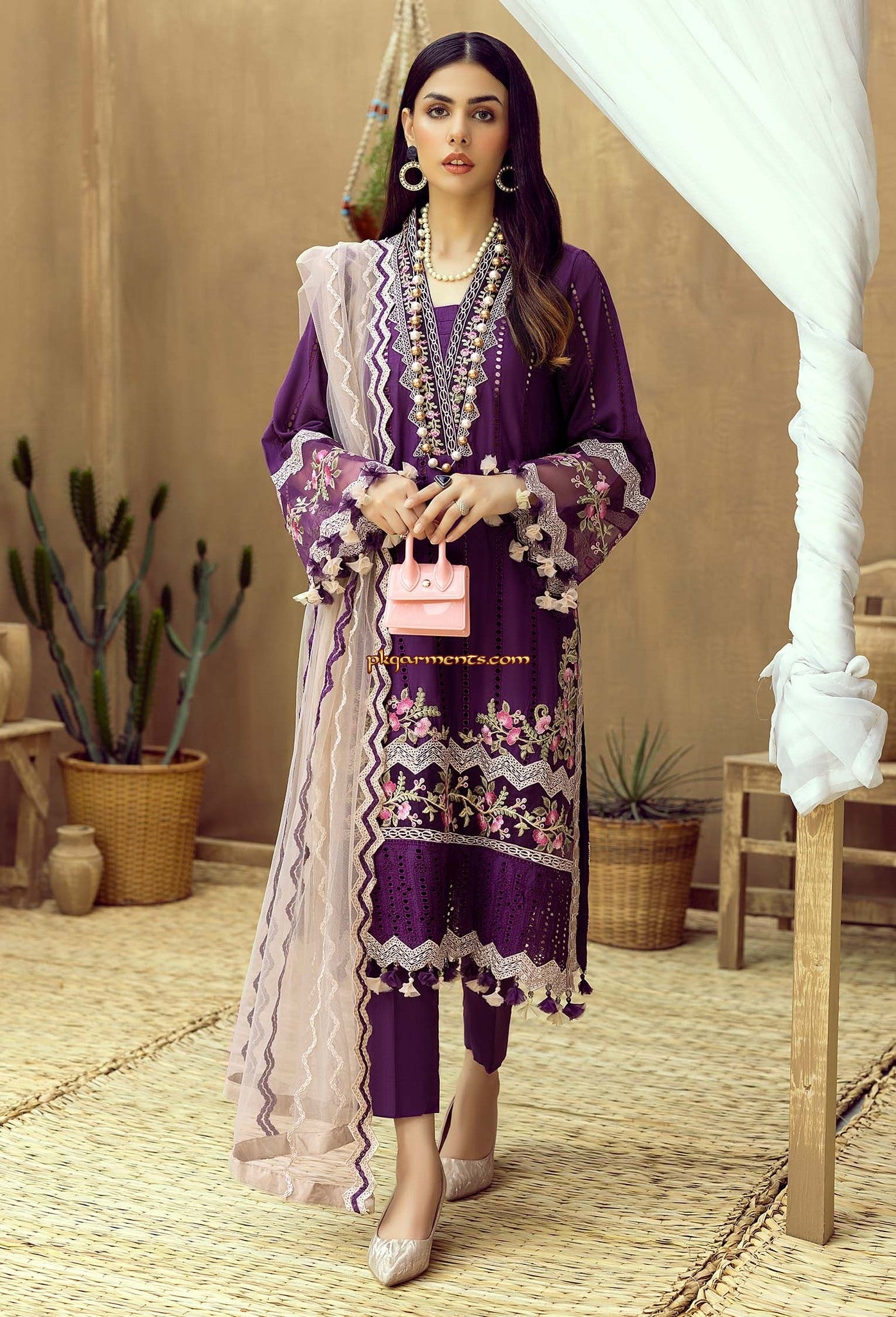 3 Piece - Dhanak Embroidered Suit with Organza Cut Work Embroidered Dupatta (Unstitched)
