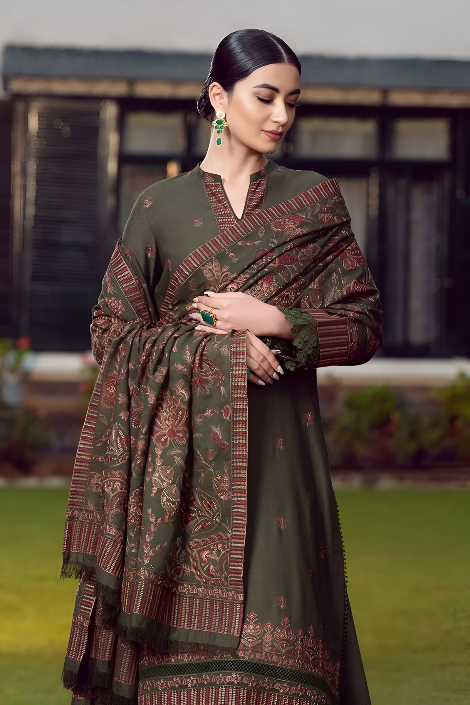 3 Piece - Dhanak Embroidered Suit with Dhanak Embroidered Shawl (Unstitched)
