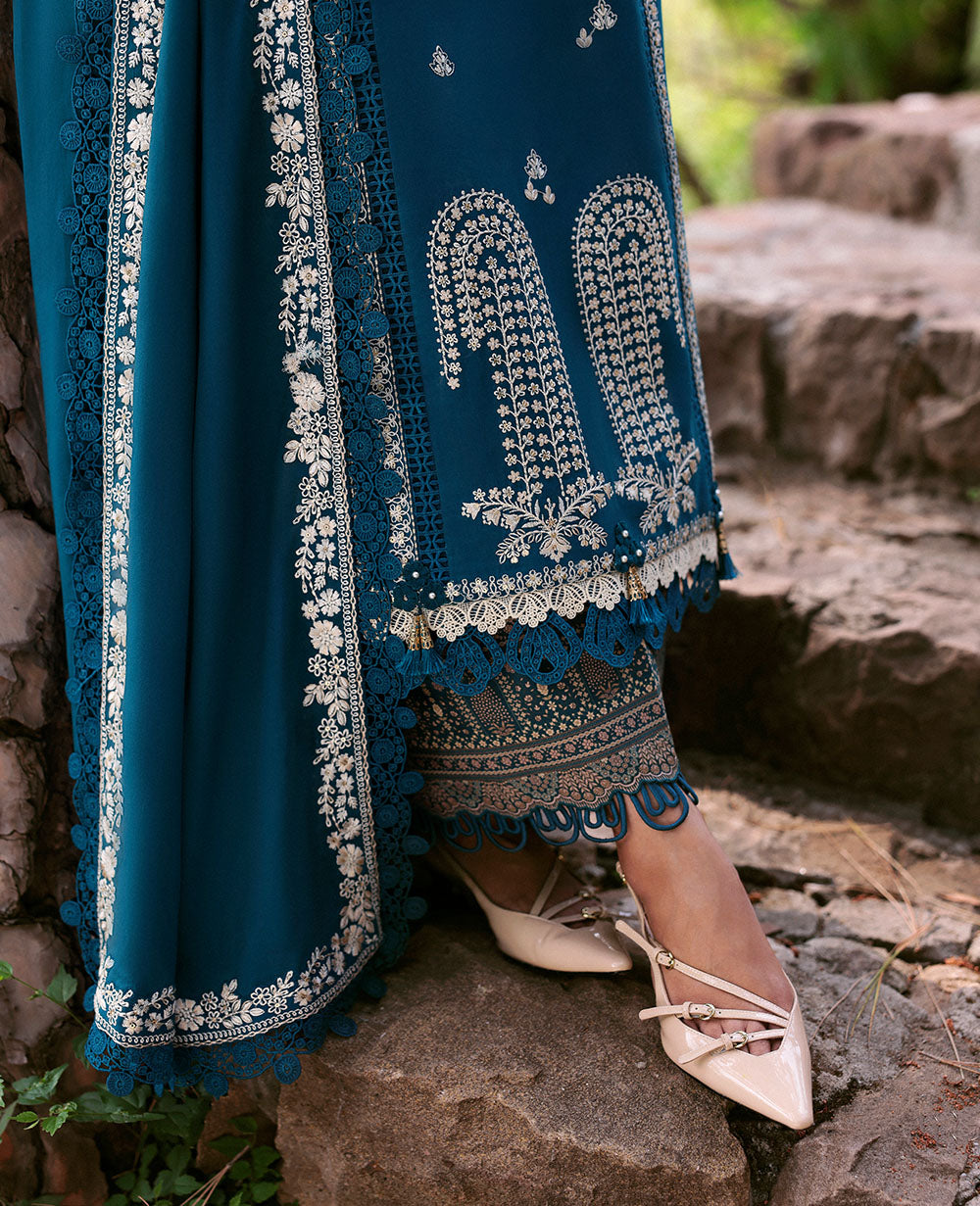 3 Piece - Dhanak Embroidered Suit with Dhanak Embroidered Shawl (Unstitched)