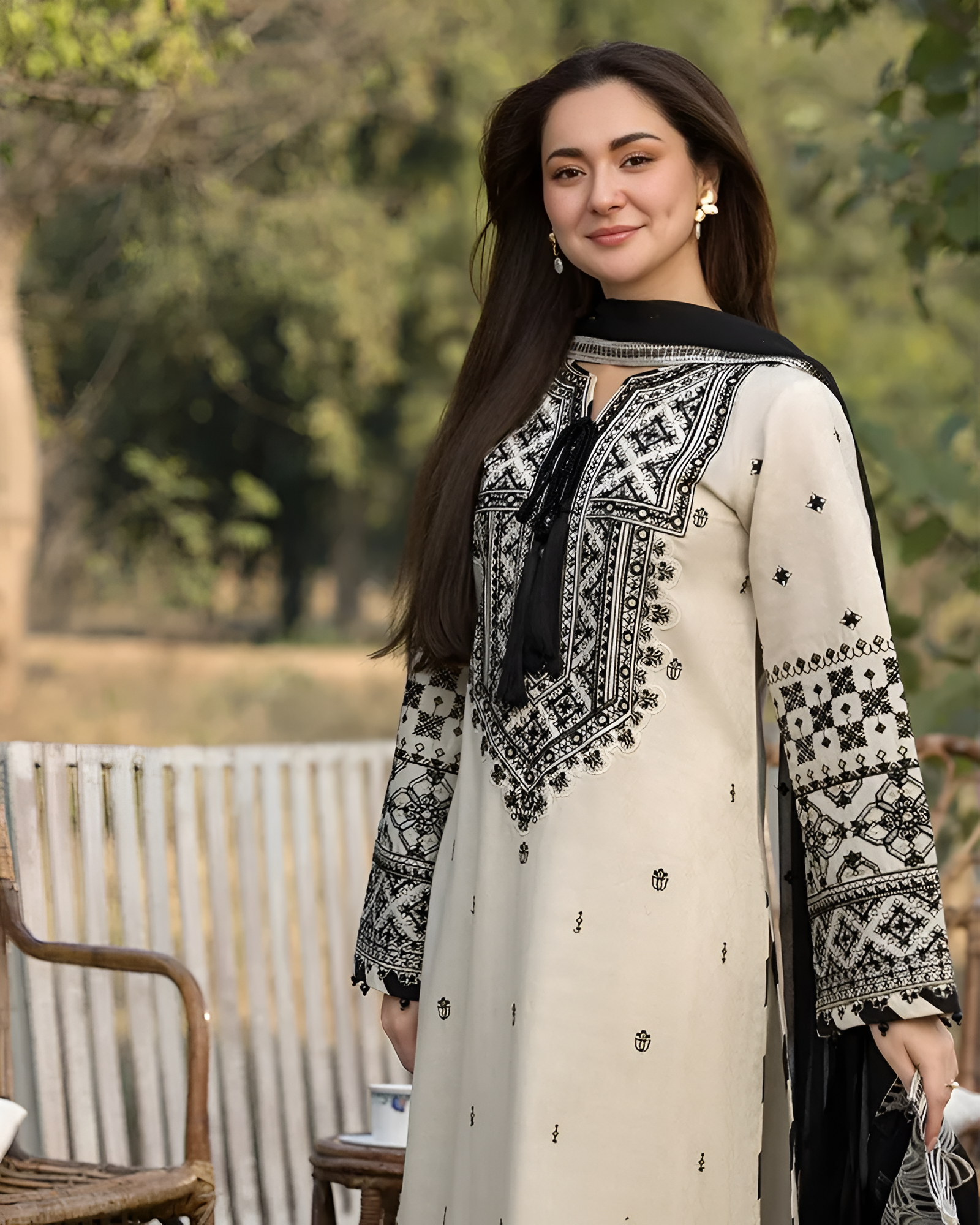 3 Piece - Dhanak Embroidered Suit with Dhanak Heavy Embroidered Dupatta (Unstitched)