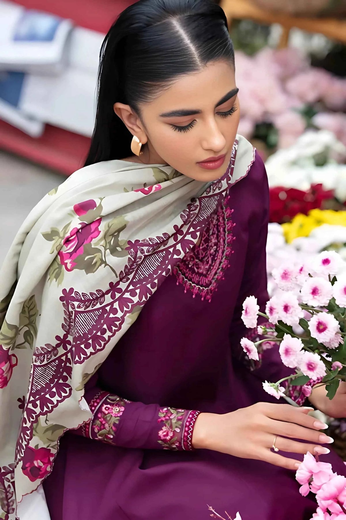3 Piece - Dhanak Embroidered Suit with Digital Printed Pashmina Shawl (Unstitched)