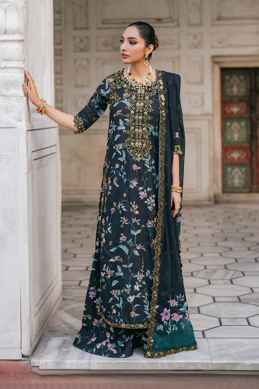 3 Piece - Iznik Linen Embroidered Suit with Embroidered Digital Printed Dupatta (Unstitched)