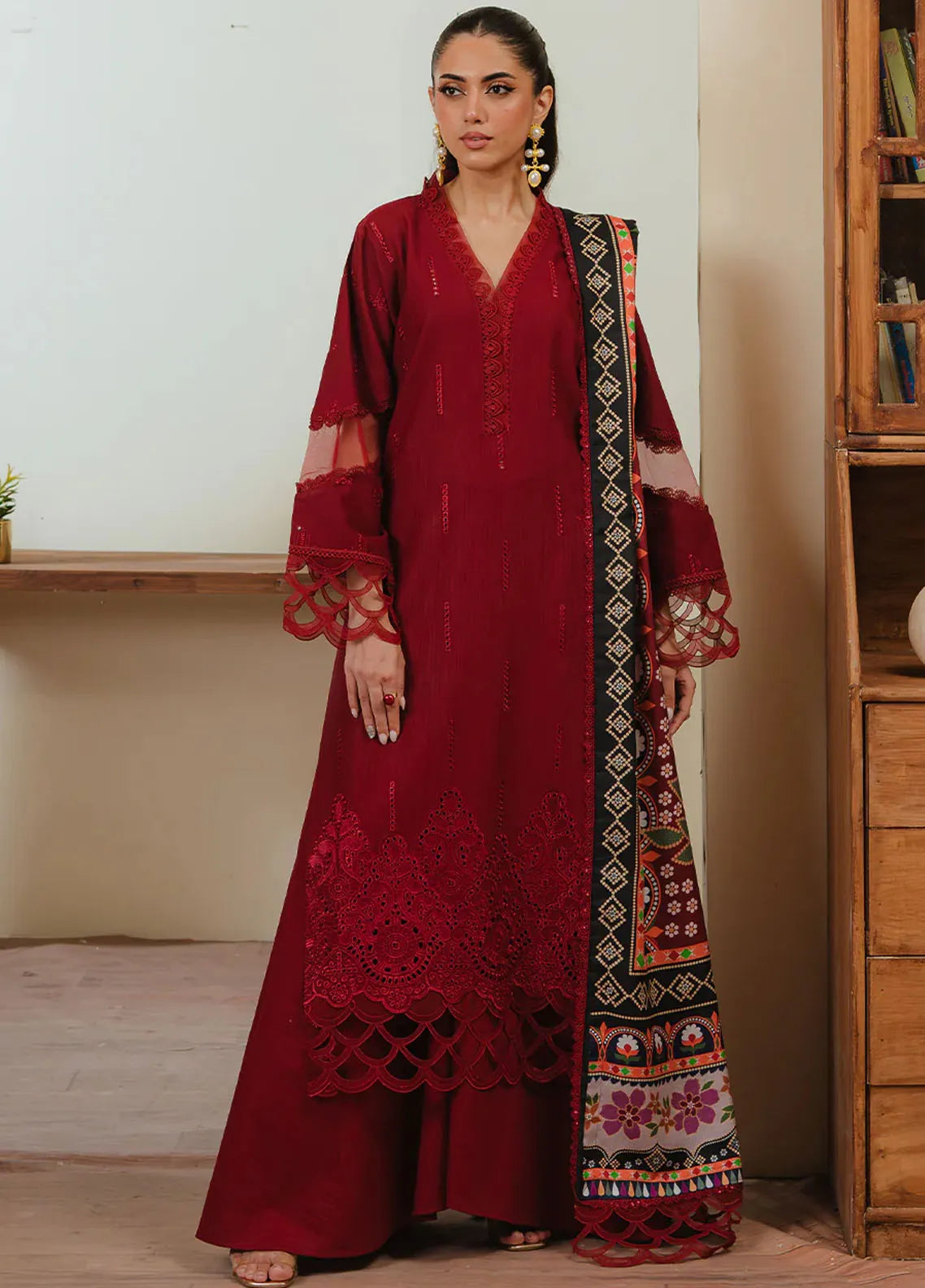 3 Piece - Maria B Dhanak Full Heavy Boring Embroidered Suit with Digital Printed Winter Wool Shawl (Unstitched)